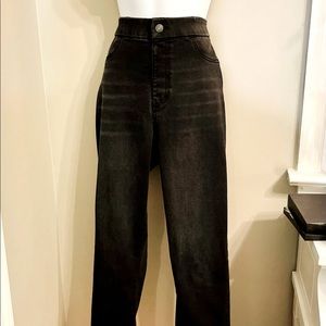 No Boundaries Super High Rise Skinny Jeans